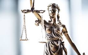 Pas prezidențial în reforma judiciară: Nicușor Dan a semnat decretele privind numirea a aproape 300 de noi magistrați / depositphotos