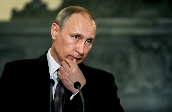 Putin susține că Ucraina a „deschis cutia Pandorei” prin atacurile asupra obiectivelor economice și anunță noi ținte / depositphotos