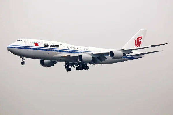 România reia zborurile directe către Beijing: Air China va opera trei curse pe săptămână / depositphotos