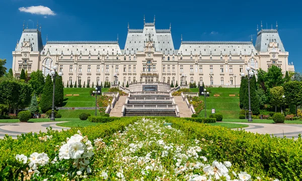Iași a atras 133 de milioane de euro prin PNRR: fondurile au fost direcționate către transport, școli, locuințe și infrastructură / depositphotos