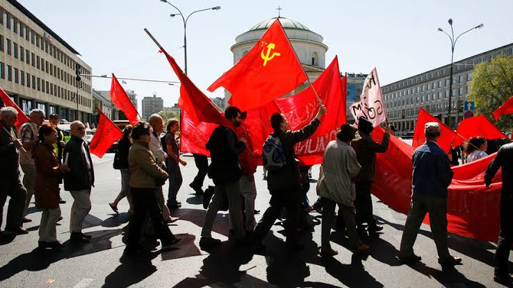 „Noul Comintern”: cum recrutează Kremlinul socialiști din SUA și Marea Britanie pentru acțiuni împotriva NATO / depositphotos