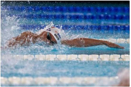Aur pentru România! David Popovici câștigă al treilea titlu european consecutiv la 100 m liber / depositphotos