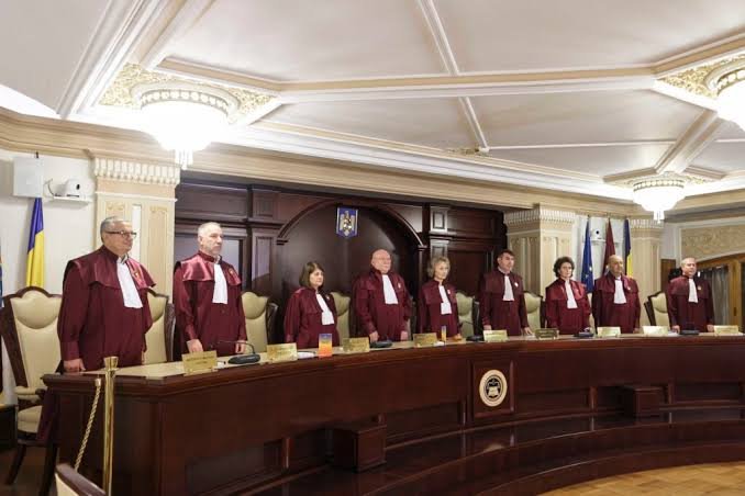 CCR dezbate noua Lege a integrității: mandatele aleșilor și declarațiile partenerilor, în centrul sesizărilor / depositphotos