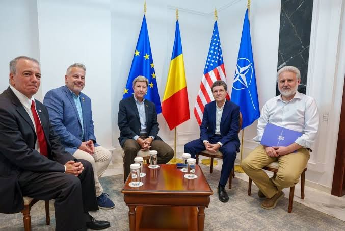 Nicușor Dan a vizitat baza „Mihail Kogălniceanu” alături de o delegație a Congresului SUA / depositphotos