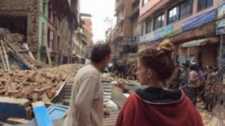 MAE al României: Nu există deocamdată informații despre români afectați de inundațiile catastrofale din Nepal / depositphotos