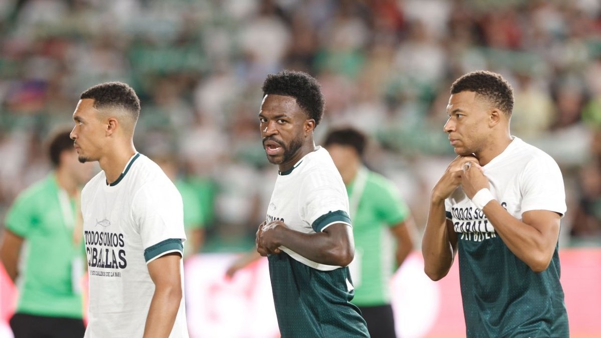 Mbappé, Vinícius și Konaté au fost prinși sub un val de critici: vedetele fotbalului sunt acuzate de ascunderea unei acțiuni de susținere pentru Ceuta / depositphotos