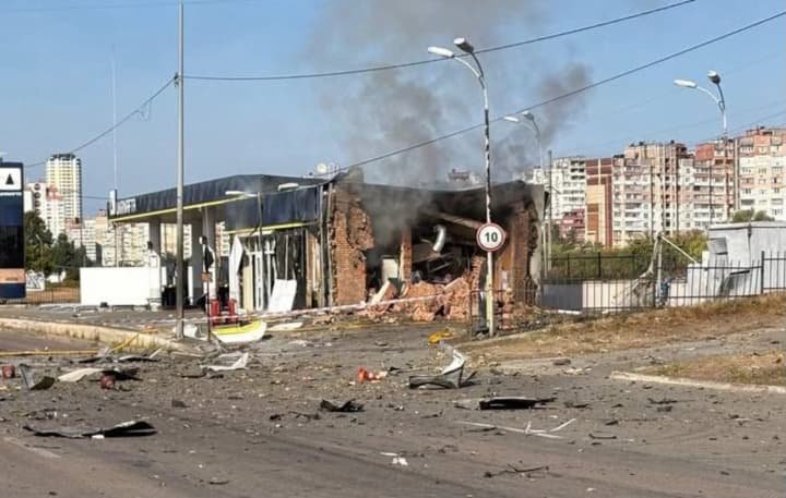Două persoane au murit în urma unui atac rusesc asupra Kievului: impactul asupra unei stații PECO a provocat un incendiu de amploare / depositphotos