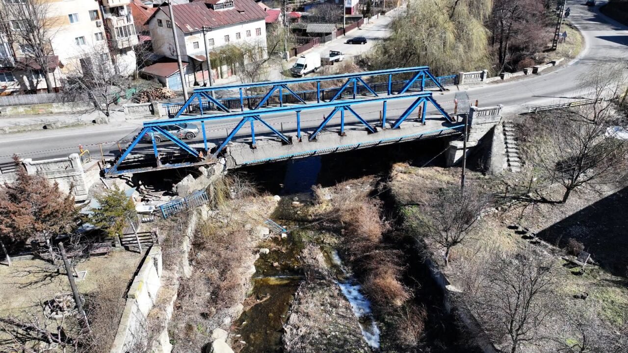 În România va fi demolat podul Nehoiu, vechi de aproape 100 de ani: mai întâi va fi construit un pod provizoriu / DRDP Buzău