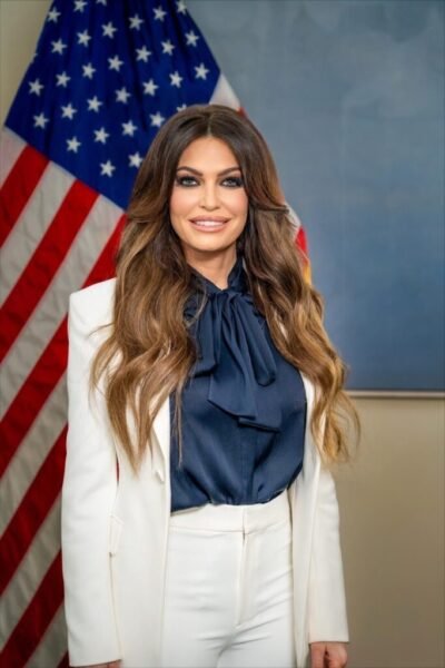 Ambasadoarea SUA în Grecia ar fi declarat că Washingtonul ar fi putut influența căderea guvernului Bolojan Ambasadoarea SUA în Grecia ar fi declarat că Washingtonul ar fi putut influența căderea guvernului Bolojan / U.S. Embassy & Consulate in Greece