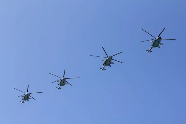 În România au început exercițiile militare de amploare „Burebista26”: MApN avertizează asupra zborurilor la joasă înălțime / depositphotos