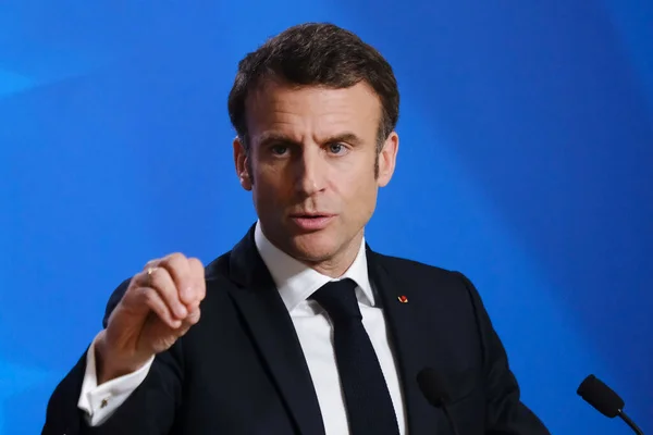 Macron a declarat că atacurile hibride rusești împotriva Franței și Europei s-au intensificat / depositphotos
