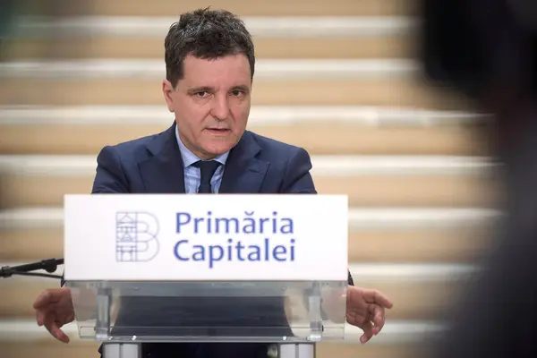Nicușor Dan va participa la primul summit al Inițiativei pentru Integrarea Carpaților / depositphotos