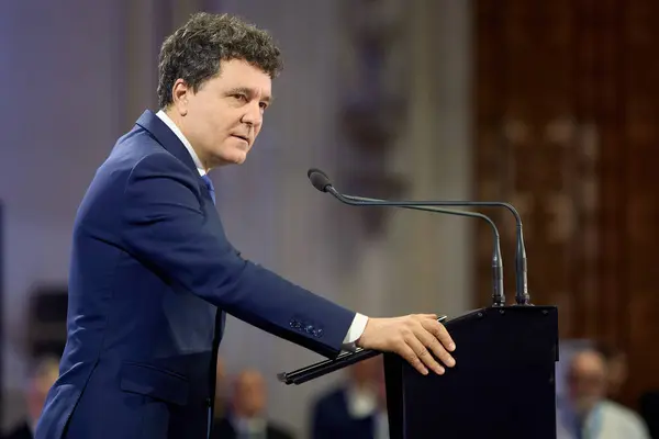 Nicușor Dan convoacă CSAT: în România va fi discutată consolidarea prezenței militare a SUA / depositphotos