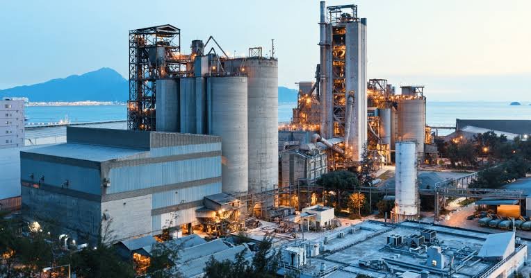 Cum poate Europa să-și decarbonizeze industria fără să sacrifice dezvoltarea economică. Un nou studiu propune o foaie de parcurs / depositphotos