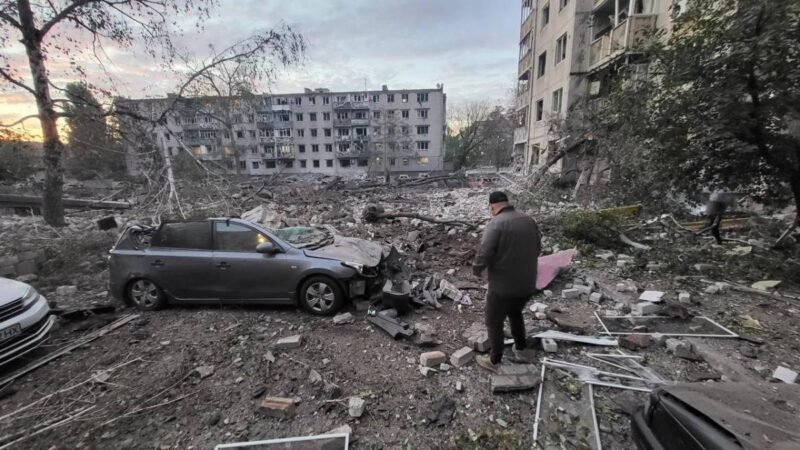 Rusia a lansat un atac masiv asupra Ucrainei: sunt morți la Kiev, iar la Kremenciuk o zonă rezidențială a fost lovită / depositphotos