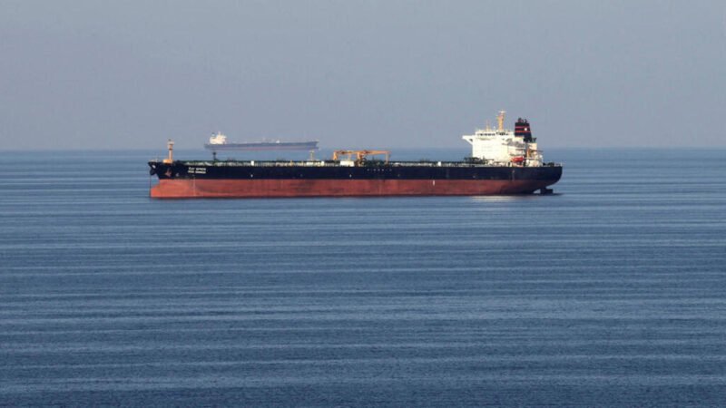 Iranul își extinde atacurile asupra tancurilor petroliere din Golful Persic dincolo de Strâmtoarea Ormuz / depositphotos