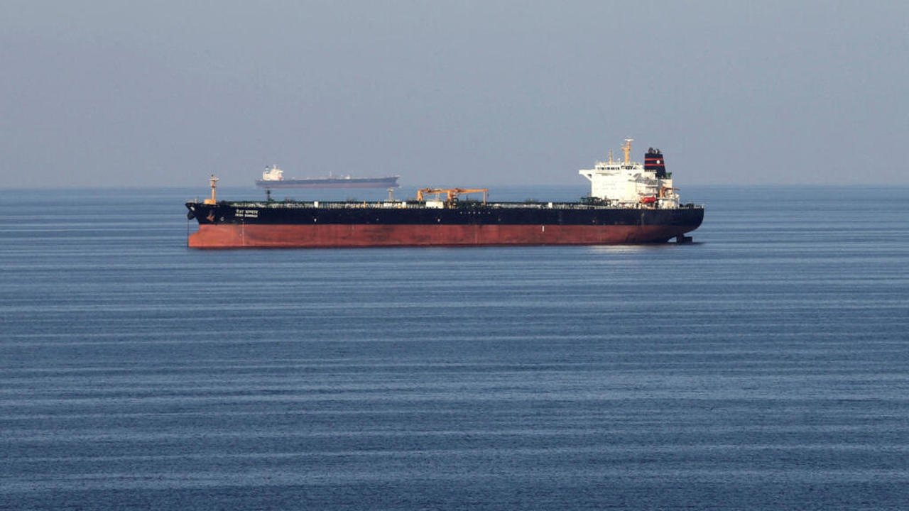 Iranul își extinde atacurile asupra tancurilor petroliere din Golful Persic dincolo de Strâmtoarea Ormuz / depositphotos