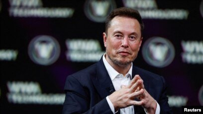 Musk nu ar trebui să decidă cu ce se poate apăra Ucraina: Starlink devine un instrument de presiune / depositphotos