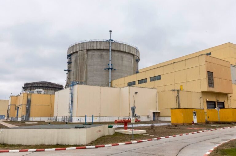 România a oprit două reactoare ale centralei nucleare de la Cernavodă din cauza nivelului scăzut al Dunării / Facebook Nuclearelectrica