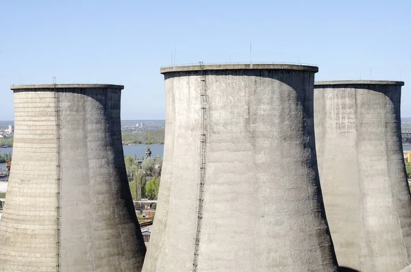 România a elaborat un plan pentru asigurarea răcirii reactoarelor centralei nucleare de la Cernavodă, pe fondul nivelului critic al Dunării / depositphotos
