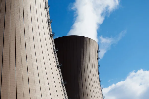 România nu a rezolvat încă problema răcirii reactoarelor de la centrala nucleară Cernavodă – ministrul Energiei / depositphotos