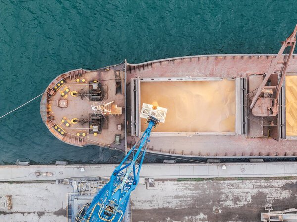 Atacul asupra navei cu cereale în apropierea României: războiul Rusiei transformă Marea Neagră într-o zonă de risc pentru navigația civilă / depositphotos
