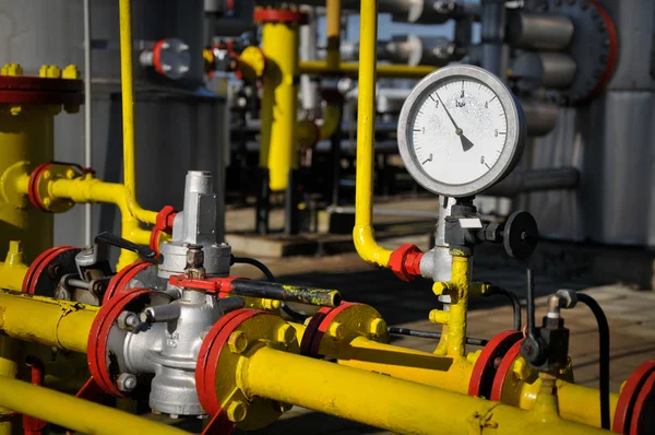 Europa se pregătește pentru o iarnă dificilă: prețurile la energie cresc, iar rezervele de gaze sunt sub nivelul normal / depositphotos