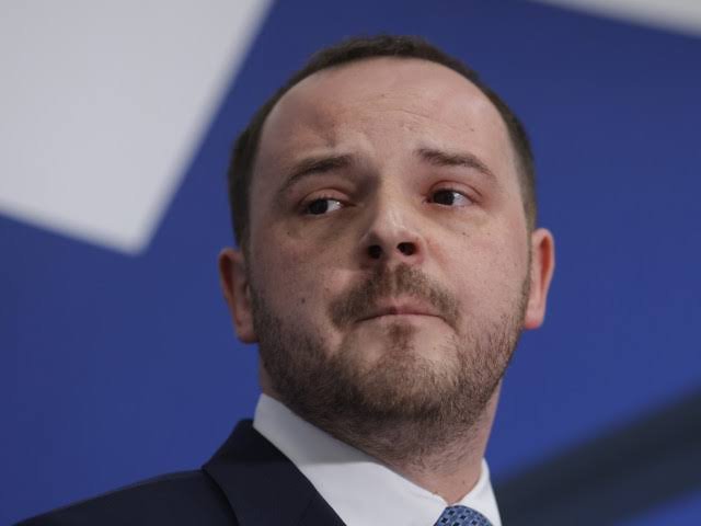 Ministrul Alexandru Rogobete: „Să internezi un pacient doar pentru analize nu este rentabil” / depositphotos