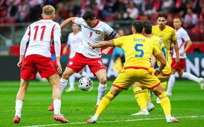 Dezastru la Varșovia: Selecționata României a suferit o înfrângere dureroasă în fața Poloniei cu scorul de 0:6 în Liga Națiunilor / depositphotos
