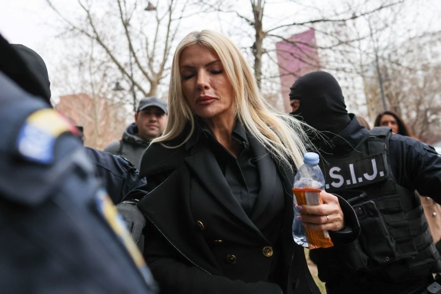 DIICOT a extins urmărirea penală în dosarul Nordis. Laura Vicol este cercetată pentru noi infracțiuni (surse) / depositphotos